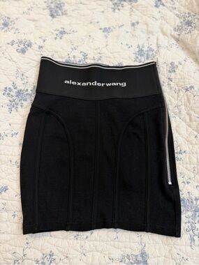 Alexander Wang Black High-Waist Ribbed Mini Skirt with Side Zip